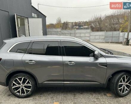 Серый Рено Колеос, объемом двигателя 2 л и пробегом 36 тыс. км за 25500 $, фото 3 на Automoto.ua