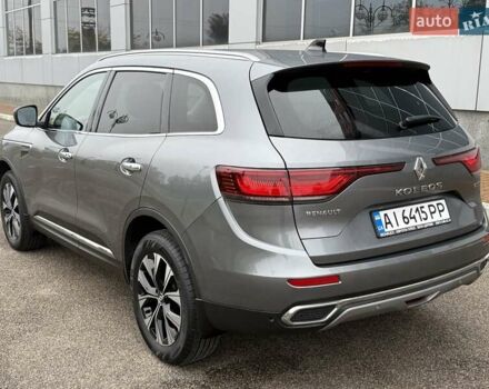 Рено Колеос 2023 в Белой Церкве на Automoto.ua Серый Рено Колеос, объемом двигателя 2.49 л и пробегом 23 тыс. км за 28500 $, фото 4 на Automoto.ua