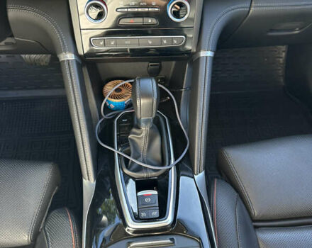 Сірий Рено Колеос, об'ємом двигуна 2.49 л та пробігом 50 тис. км за 27300 $, фото 36 на Automoto.ua