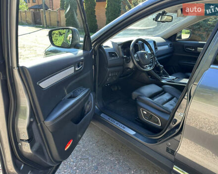 Сірий Рено Колеос, об'ємом двигуна 2.49 л та пробігом 50 тис. км за 27300 $, фото 23 на Automoto.ua