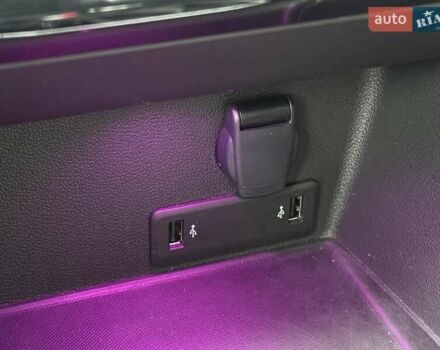 Рено Колеос 2023 в Белой Церкве на Automoto.ua Серый Рено Колеос, объемом двигателя 2.49 л и пробегом 23 тыс. км за 28500 $, фото 69 на Automoto.ua