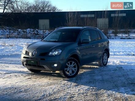 Рено Колеос 2008 в Киеве на Automoto.ua Серый Рено Колеос, объемом двигателя 2.49 л и пробегом 256 тыс. км за 7490 $, фото 1 на Automoto.ua
