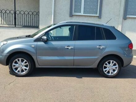 Рено Колеос 2009 у Рівному на Automoto.ua Сірий Рено Колеос, об'ємом двигуна 2.5 л та пробігом 205 тис. км за 7599 $, фото 1 на Automoto.ua