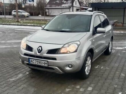 Рено Колеос 2009 у Луцьку на Automoto.ua Сірий Рено Колеос, об'ємом двигуна 2 л та пробігом 215 тис. км за 9000 $, фото 1 на Automoto.ua