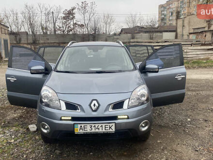 Сірий Рено Колеос, об'ємом двигуна 2.49 л та пробігом 119 тис. км за 9800 $, фото 1 на Automoto.ua