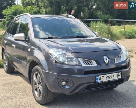 Сірий Рено Колеос, об'ємом двигуна 2.49 л та пробігом 221 тис. км за 9400 $, фото 1 на Automoto.ua