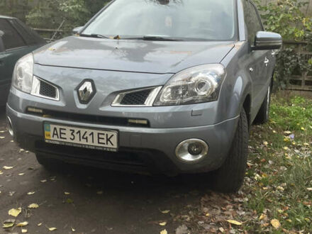 Серый Рено Колеос, объемом двигателя 2.5 л и пробегом 119 тыс. км за 9700 $, фото 1 на Automoto.ua
