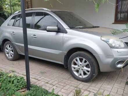 Рено Колеос 2010 у Славянске на Automoto.ua Сірий Рено Колеос, об'ємом двигуна 2.5 л та пробігом 244 тис. км за 8900 $, фото 1 на Automoto.ua