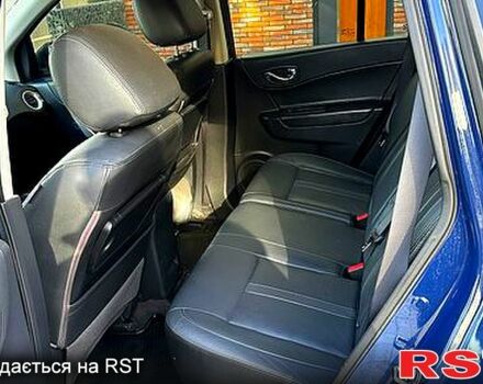 Синий Рено Колеос, объемом двигателя 2 л и пробегом 305 тыс. км за 9500 $, фото 5 на Automoto.ua