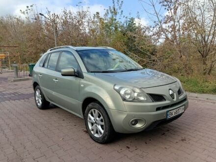 Зелений Рено Колеос, об'ємом двигуна 2 л та пробігом 294 тис. км за 8200 $, фото 1 на Automoto.ua