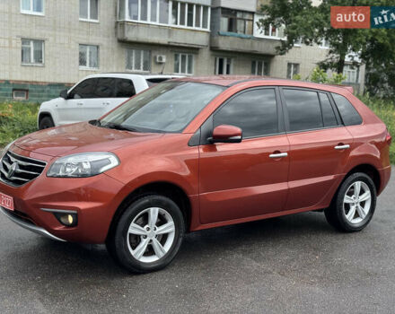 Оранжевый Рено Колеос, объемом двигателя 2.5 л и пробегом 150 тыс. км за 9999 $, фото 7 на Automoto.ua