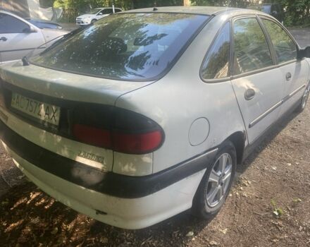 Білий Рено Лагуна, об'ємом двигуна 2 л та пробігом 500 тис. км за 650 $, фото 4 на Automoto.ua