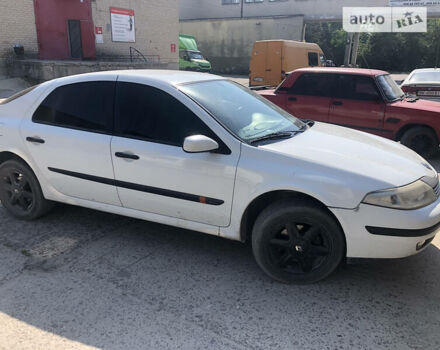 Білий Рено Лагуна, об'ємом двигуна 1.9 л та пробігом 380 тис. км за 4100 $, фото 3 на Automoto.ua