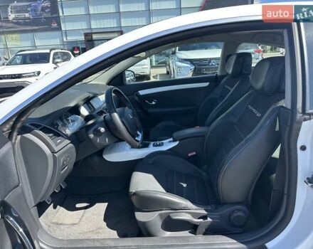 Білий Рено Лагуна, об'ємом двигуна 2 л та пробігом 242 тис. км за 8700 $, фото 14 на Automoto.ua