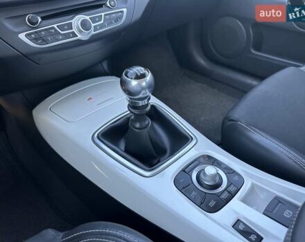 Білий Рено Лагуна, об'ємом двигуна 2 л та пробігом 242 тис. км за 8700 $, фото 19 на Automoto.ua