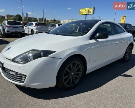 Білий Рено Лагуна, об'ємом двигуна 2 л та пробігом 242 тис. км за 8700 $, фото 2 на Automoto.ua