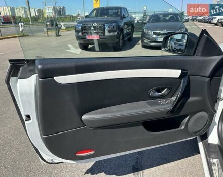 Білий Рено Лагуна, об'ємом двигуна 2 л та пробігом 242 тис. км за 8700 $, фото 12 на Automoto.ua