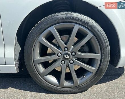 Білий Рено Лагуна, об'ємом двигуна 2 л та пробігом 242 тис. км за 8700 $, фото 9 на Automoto.ua