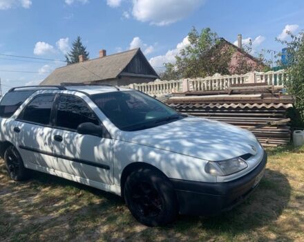 Білий Рено Лагуна, об'ємом двигуна 2 л та пробігом 150 тис. км за 2300 $, фото 6 на Automoto.ua