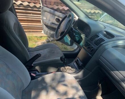 Білий Рено Лагуна, об'ємом двигуна 2 л та пробігом 150 тис. км за 2300 $, фото 16 на Automoto.ua