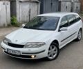 Белый Рено Лагуна, объемом двигателя 2.2 л и пробегом 250 тыс. км за 2350 $, фото 1 на Automoto.ua