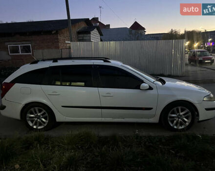 Белый Рено Лагуна, объемом двигателя 1.87 л и пробегом 270 тыс. км за 2000 $, фото 3 на Automoto.ua