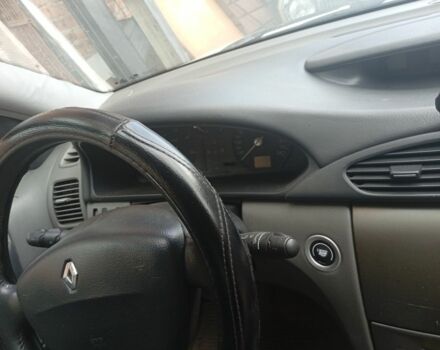 Білий Рено Лагуна, об'ємом двигуна 1.9 л та пробігом 65 тис. км за 799 $, фото 16 на Automoto.ua