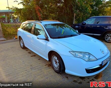 Белый Рено Лагуна, объемом двигателя 1.5 л и пробегом 306 тыс. км за 5800 $, фото 1 на Automoto.ua