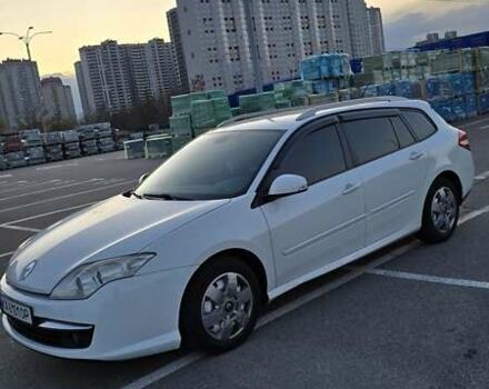 Белый Рено Лагуна, объемом двигателя 2 л и пробегом 280 тыс. км за 6900 $, фото 6 на Automoto.ua