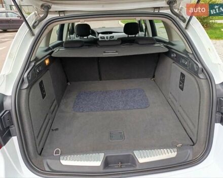 Рено Лагуна 2009 в Харькове на Automoto.ua Белый Рено Лагуна, объемом двигателя 1.46 л и пробегом 197 тыс. км за 5850 $, фото 20 на Automoto.ua