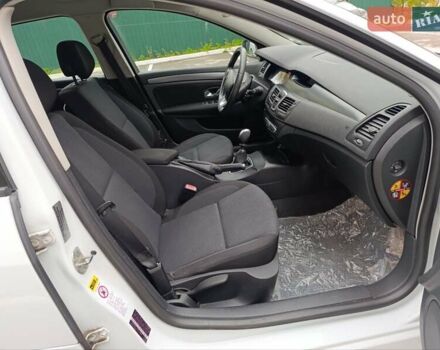 Рено Лагуна 2009 в Харькове на Automoto.ua Белый Рено Лагуна, объемом двигателя 1.46 л и пробегом 197 тыс. км за 5850 $, фото 15 на Automoto.ua