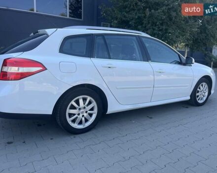 Белый Рено Лагуна, объемом двигателя 1.5 л и пробегом 309 тыс. км за 6500 $, фото 20 на Automoto.ua