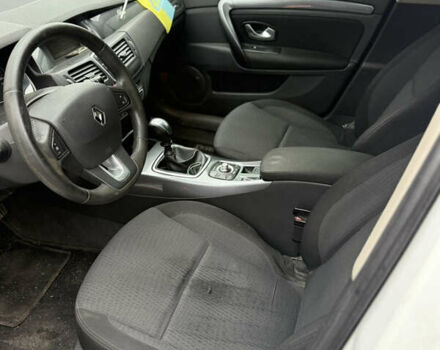 Белый Рено Лагуна, объемом двигателя 1.46 л и пробегом 348 тыс. км за 5300 $, фото 7 на Automoto.ua