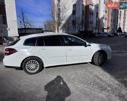 Белый Рено Лагуна, объемом двигателя 1.5 л и пробегом 201 тыс. км за 6300 $, фото 4 на Automoto.ua