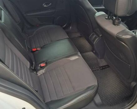 Белый Рено Лагуна, объемом двигателя 1.5 л и пробегом 287 тыс. км за 9000 $, фото 3 на Automoto.ua