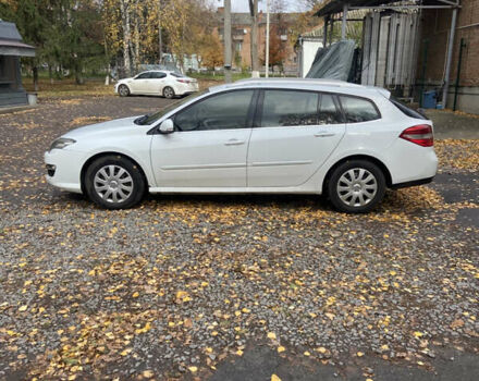 Белый Рено Лагуна, объемом двигателя 1.46 л и пробегом 323 тыс. км за 6800 $, фото 3 на Automoto.ua