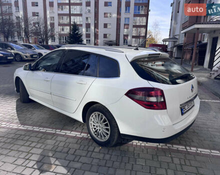 Белый Рено Лагуна, объемом двигателя 1.5 л и пробегом 201 тыс. км за 6300 $, фото 3 на Automoto.ua