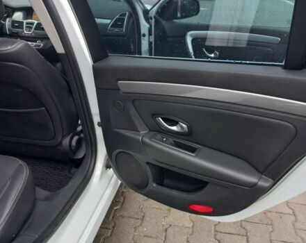 Рено Лагуна 2011 в Хмельницком на Automoto.ua Белый Рено Лагуна, объемом двигателя 2 л и пробегом 274 тыс. км за 6500 $, фото 10 на Automoto.ua