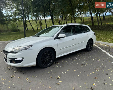 Белый Рено Лагуна, объемом двигателя 1.46 л и пробегом 251 тыс. км за 5950 $, фото 3 на Automoto.ua