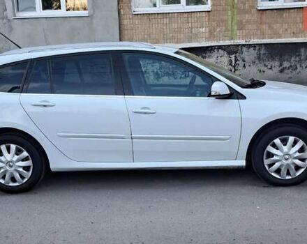 Белый Рено Лагуна, объемом двигателя 1.5 л и пробегом 287 тыс. км за 9000 $, фото 10 на Automoto.ua