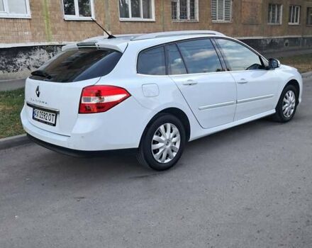 Белый Рено Лагуна, объемом двигателя 1.5 л и пробегом 287 тыс. км за 9000 $, фото 9 на Automoto.ua