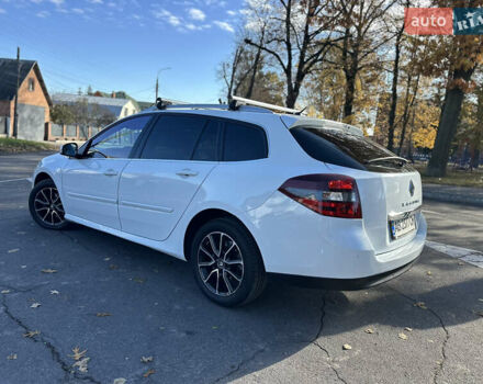 Белый Рено Лагуна, объемом двигателя 1.46 л и пробегом 290 тыс. км за 6999 $, фото 14 на Automoto.ua