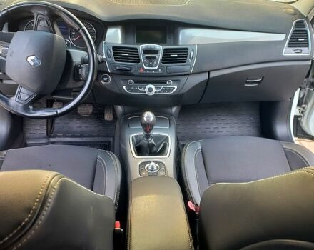 Белый Рено Лагуна, объемом двигателя 2 л и пробегом 273 тыс. км за 6700 $, фото 4 на Automoto.ua