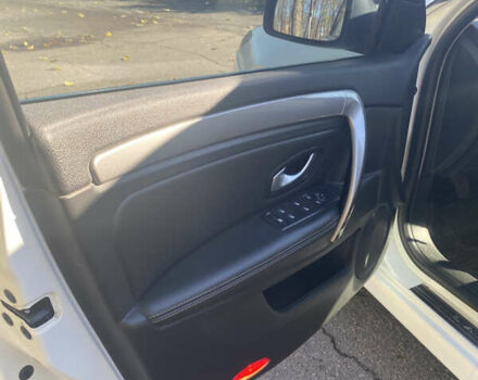 Белый Рено Лагуна, объемом двигателя 1.46 л и пробегом 344 тыс. км за 7300 $, фото 13 на Automoto.ua