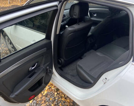 Белый Рено Лагуна, объемом двигателя 1.46 л и пробегом 323 тыс. км за 6800 $, фото 15 на Automoto.ua