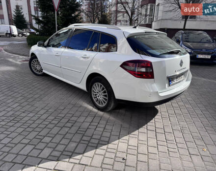 Белый Рено Лагуна, объемом двигателя 1.5 л и пробегом 201 тыс. км за 6300 $, фото 11 на Automoto.ua