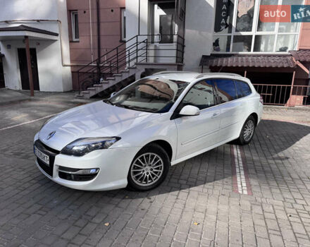 Белый Рено Лагуна, объемом двигателя 1.5 л и пробегом 201 тыс. км за 6300 $, фото 7 на Automoto.ua