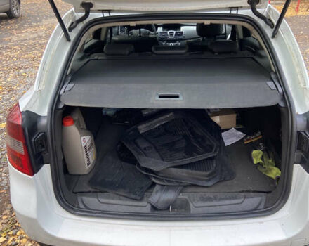 Белый Рено Лагуна, объемом двигателя 1.46 л и пробегом 323 тыс. км за 6800 $, фото 13 на Automoto.ua