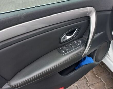 Рено Лагуна 2011 в Хмельницком на Automoto.ua Белый Рено Лагуна, объемом двигателя 2 л и пробегом 274 тыс. км за 6500 $, фото 12 на Automoto.ua