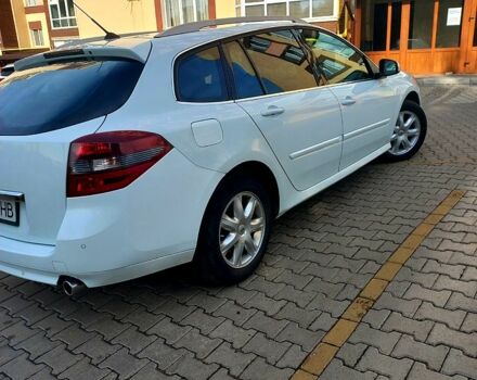 Белый Рено Лагуна, объемом двигателя 2 л и пробегом 273 тыс. км за 6700 $, фото 3 на Automoto.ua